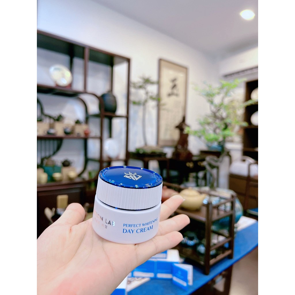 [HOT 2025] Kem dưỡng ban ngày 𝐇𝐘𝐄𝐎𝐍 𝐋𝐀𝐁 𝐏𝐞𝐫𝐟𝐞𝐜𝐭 𝐖𝐡𝐢𝐭𝐞𝐧𝐢𝐧𝐠 𝐃𝐚𝐲 𝐂𝐫𝐞𝐚𝐦 dưỡng sáng da, đều màu, không nhờn rít , cấp ẩm