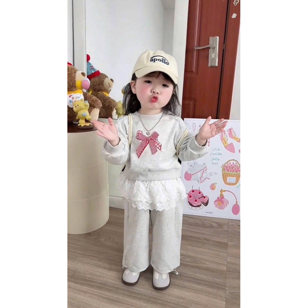 (Order) Bộ quần áo nỉ ren quần hoạ tiết nơ đỏ điệu dành cho bé gái