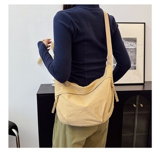 (MẪU SIZE VỪA) TÚI ĐEO CHÉO VẢI DÙ PHOM VỪA -UNISEX -MS11M