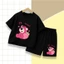 Set Bộ Thun Cotton Mùa Hè Cho Bé – Hình Gấu Hồng Ôm Dâu Tây, Vải Mềm Mịn Mát Mẻ Thoải Mái (M 267)