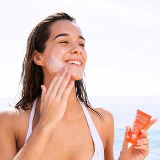 Kem chống nắng không gây bóng nhờn SVR SUN SECURE Fluide SPF50+ 50ml