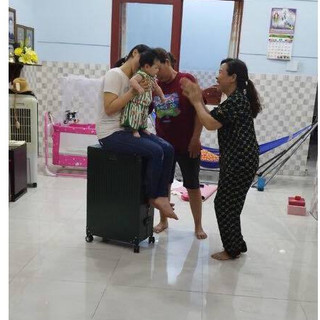 vali khung nhôm khóa mã số bảo mật chống trộm chống cạy{bảo hành bánh xe,khóa ,cành kéo 5 năm}