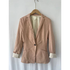 Siêu phẩm blazer H&. M mới toanh siêu xinh màu ngọt