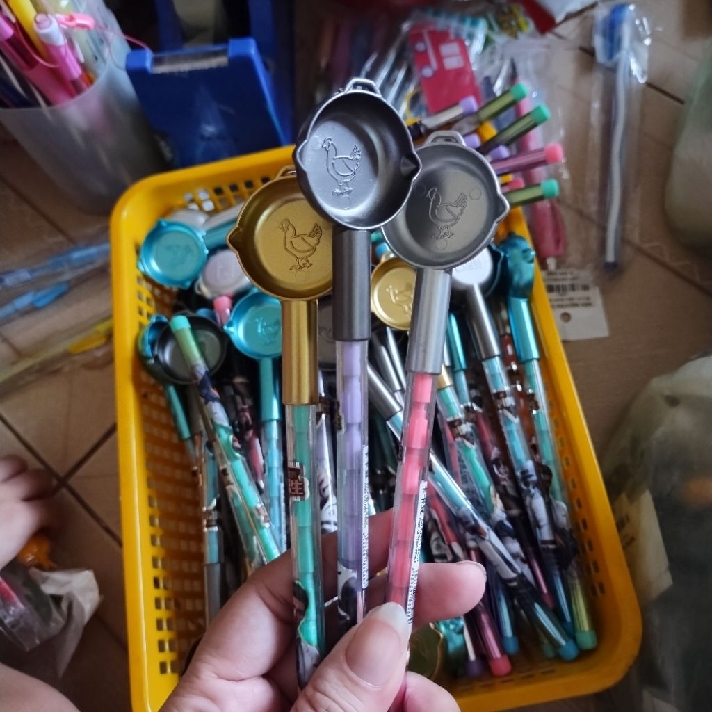Bút chì ngòi MXB hình chảo (1 cây)