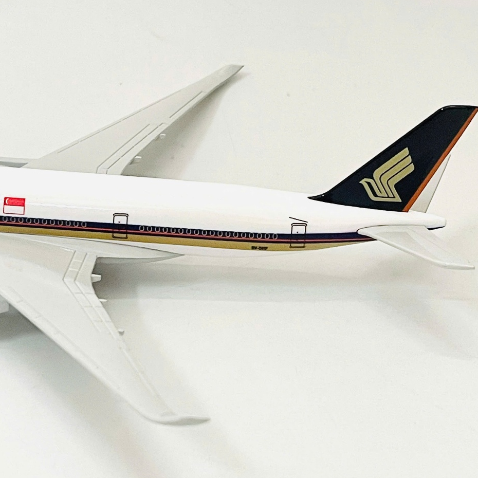 MÁY BAY AIRBUS A350-900 HÃNG HÀNG KHÔNG SINGAPORE AIRLINES MÔ HÌNH HỢP KIM TỈ LỆ 1:400 BÁNH XE LIỀN THÂN