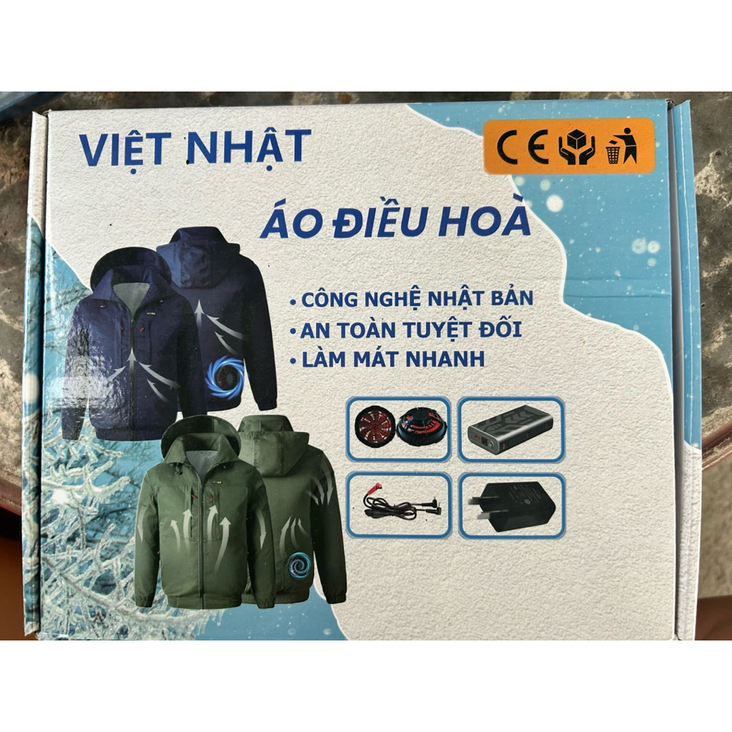 [Japan ViệtNhật] Combo 2 áo điều hoà Cotton pha Gió và 1 bộ phụ kiện pin quạt đầy đủ