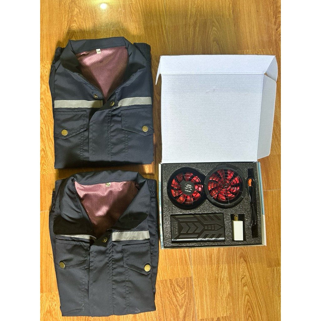 [Japan ViệtNhật] Combo 2 áo điều hoà Cotton pha Gió và 1 bộ phụ kiện pin quạt đầy đủ