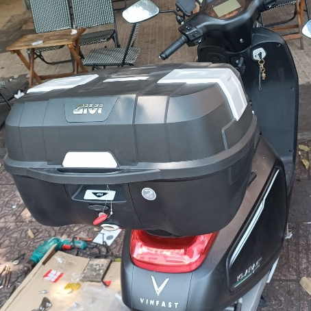 Thùng sau GIVI B45NM 45 lít chống nước tuyệt đối - Chính hãng