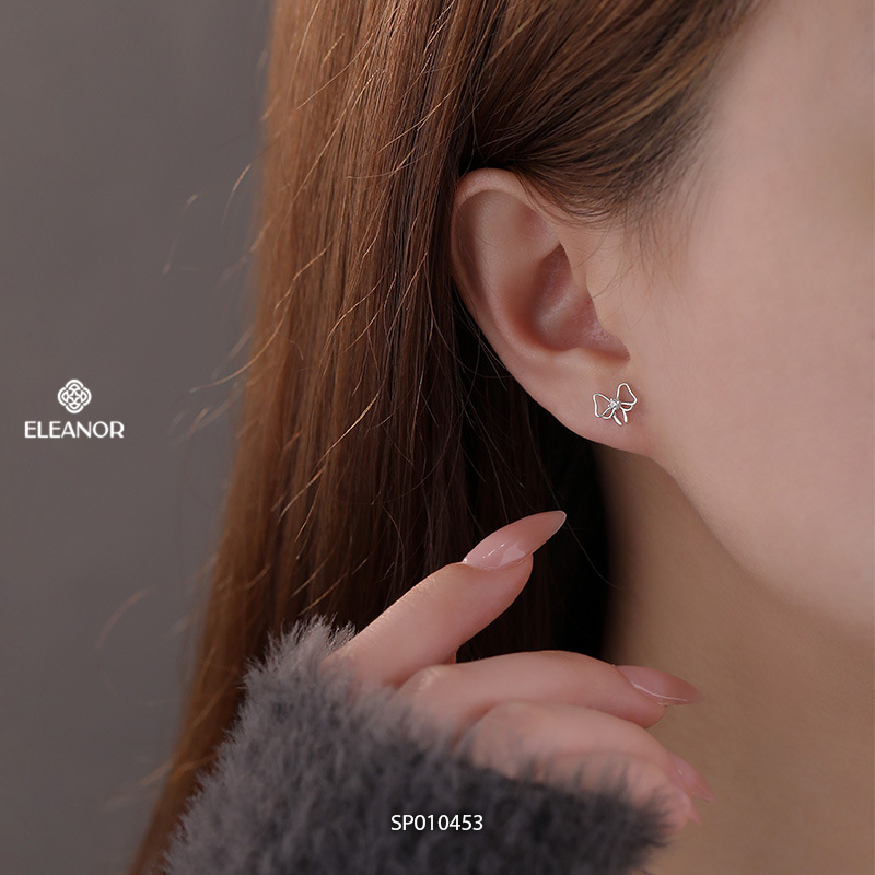 Bông tai nữ chuôi bạc 925 Eleanor Accessories hình nơ phụ kiện trang sức khuyên tai mini 10453