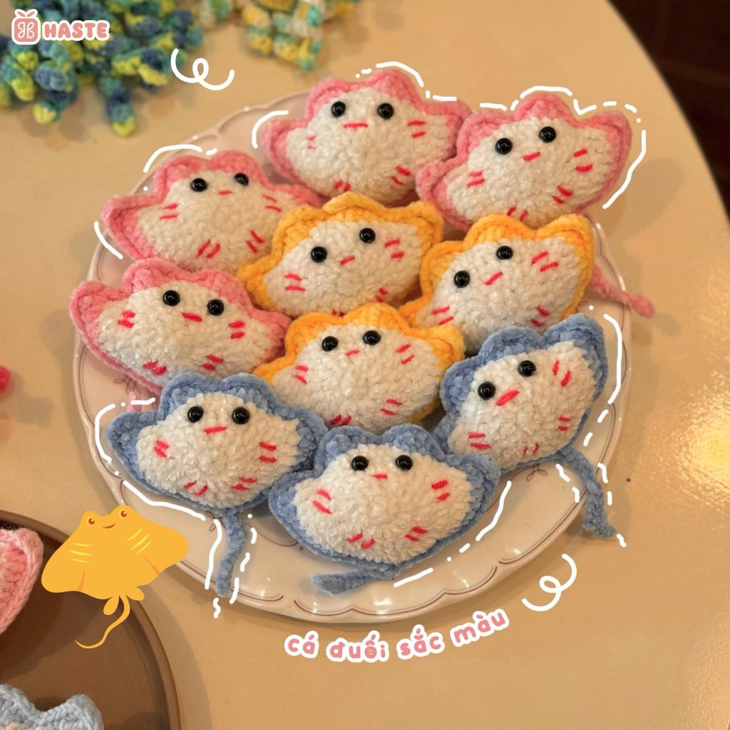 Móc Khoá Len Sứa Biển Cá Đuối Rainbow Handmade Dễ Thương