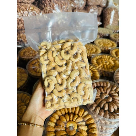 Điều rang muối, sấy nguyên vị đóng túi hút chân không còn vỏ và sạch vỏ