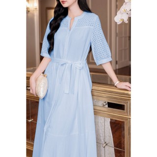 SWANLAKE | Váy Đầm Nữ Maxi Suông Cổ Trụ Cài Nút Cotton Phối Ren Dây Thắt Eo Tay Lỡ Công Sở D12821