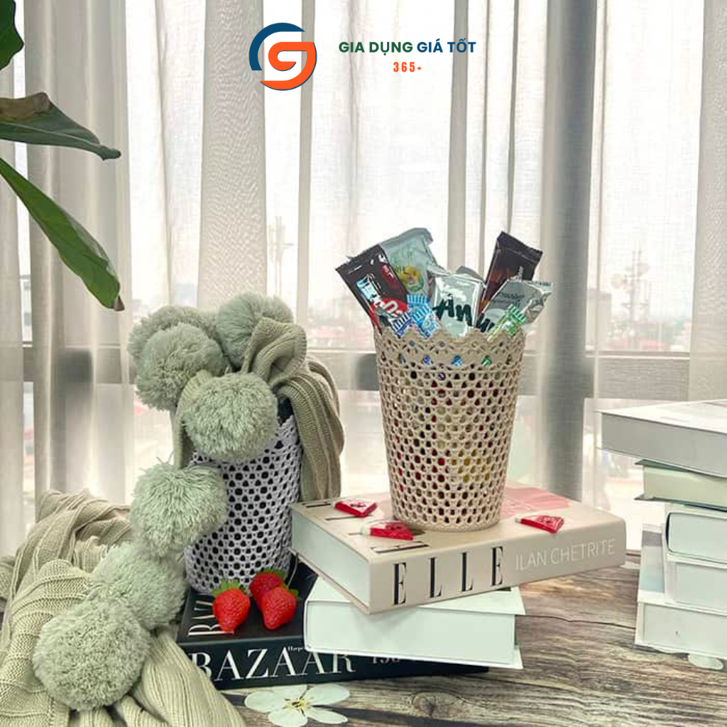 Cốc nhựa hoa văn ren trang trí - sọt đựng giấy ăn, hoa quả, bánh kẹo, đồ trang điểm, đồ dùng bàn ăn