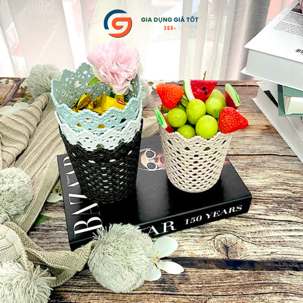 Cốc nhựa hoa văn ren trang trí - sọt đựng giấy ăn, hoa quả, bánh kẹo, đồ trang điểm, đồ dùng bàn ăn