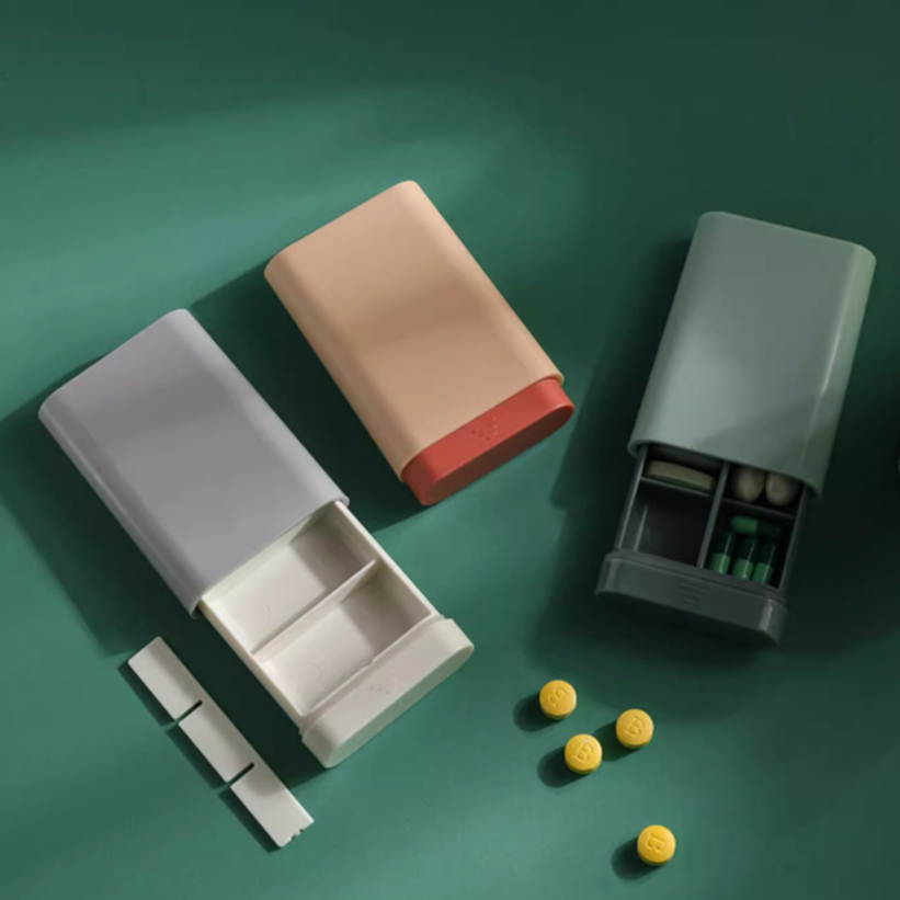 Hộp Đựng Thuốc 6 Ngăn Tiện Lợi Khi Đi Du Lịch HT001