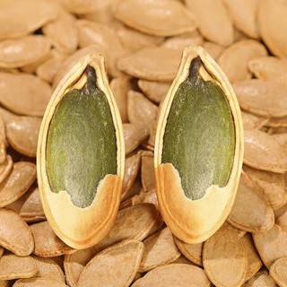Hạt Bí Xanh Còn Vỏ –Giòn Béo,Dinh Dưỡng,Giàu dinh dưỡng: chứa,chất xơ tốt cho sức khỏe.