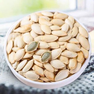 Hạt Bí Xanh Còn Vỏ –Giòn Béo,Dinh Dưỡng,Giàu dinh dưỡng: chứa,chất xơ tốt cho sức khỏe.