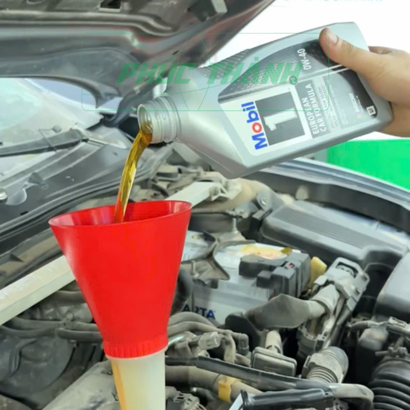 Thùng 6 Chai Dầu Nhớt Tổng Hợp Toàn Phần Ô-Tô MOBIL 1 European Car Formula 0W40 946ml Nhập Khẩu USA - Chính Hãng