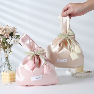 [TIEMNHA.BOSUA] TÚI LỤA SATIN CẦM TAY CHỤP HÌNH TẾT HOA TULIP DỄ THƯƠNG CHO BẠN GÁI