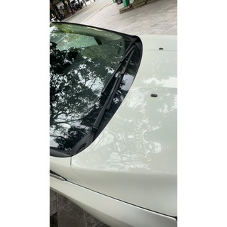 Gạt mưa Ford Focus lưỡi gạt cao su Nhật Bản phủ Graphene