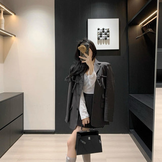 Áo khoác blazer dáng rộng đính nơ phong cách thanh lịch