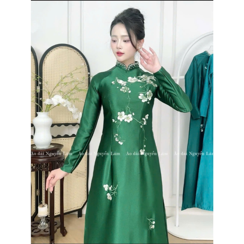 Áo dài Ngọc Quyên lụa ruby thêu tinh tế, cổ cao 2,5p đính thủ công cao cấp, tay dài, áo tà A thướt tha