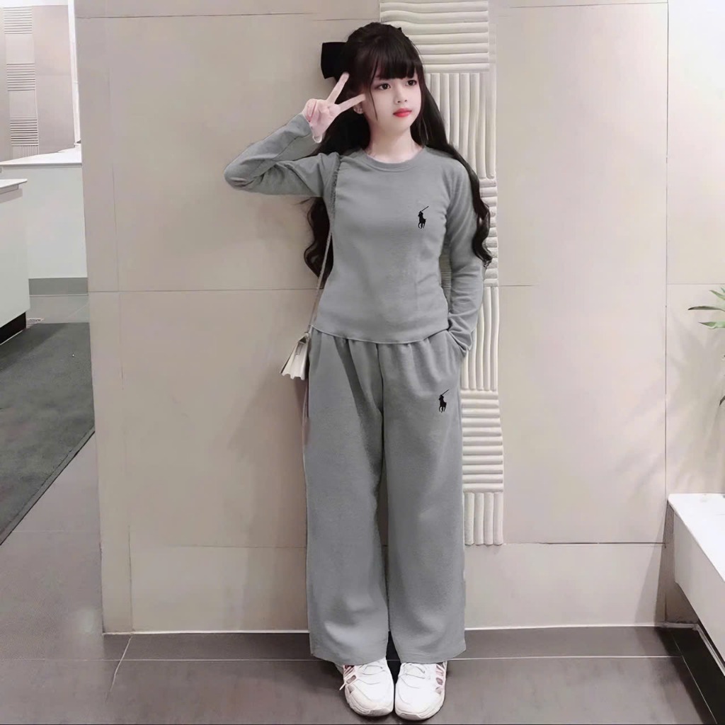 4-15 tuổi.Bộ thu đông dài tay cho bé gái thêu hình ngựa,chất vải tăm lạnh mềm mại co giãn thoải mái.M42