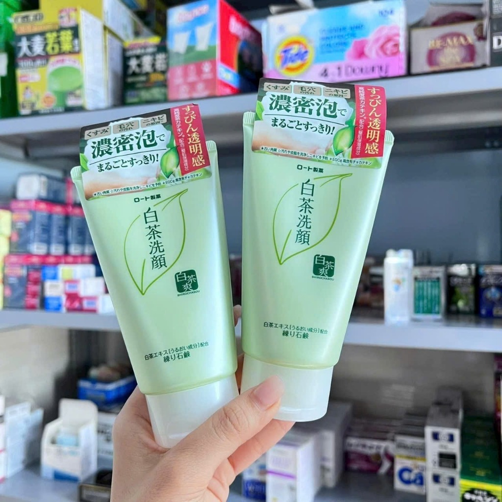 Sữa rửa mặt Trà Xanh Nhật Bản 120gr [Mẫu mới - Hàng Air]