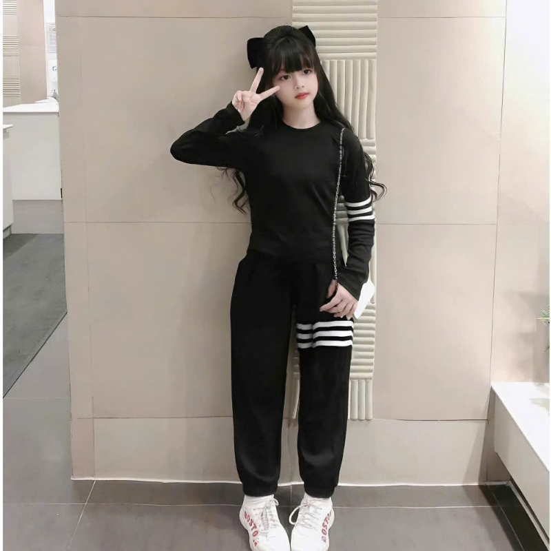 4-15 tuổi.Bộ thu đông dài tay bé gái phối 3 sọc trắng chất vải thun tăm mềm mịn mấm áp.M43