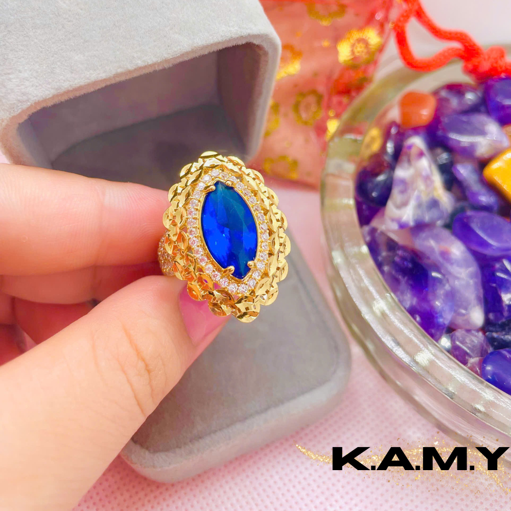 Nhẫn nữ đá xanh lam phối viền ánh kim – Kiểu dáng nổi bật – Trang sức thời trang KAMY