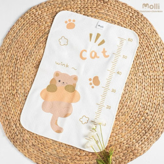 Tấm lót chống thấm 5D Molli 4 lớp thoáng khí cho bé hoạt tiết dễ thương vạch đo chiều cao