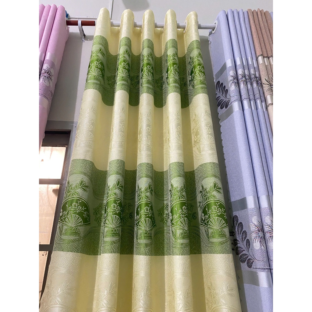 Gấm hoa văn màu kem vàng phối xanh quạt , giá của 1 tấm rèm căng thẳng ( chua bao gồm thanh treo) vải polyster 3 lớp