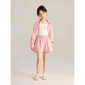 Set đồ bé gái và mẹ 3 món áo thun sát nách, áo sơ mi sọc dài tay kèm quần short lưng thun màu hồng nhẹ nhàng dễ thương