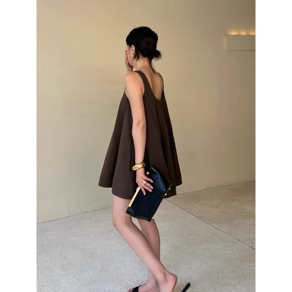 𝗘𝗺𝗺𝘆 -  Đầm Linen cộc tay dáng xoè BEELY
