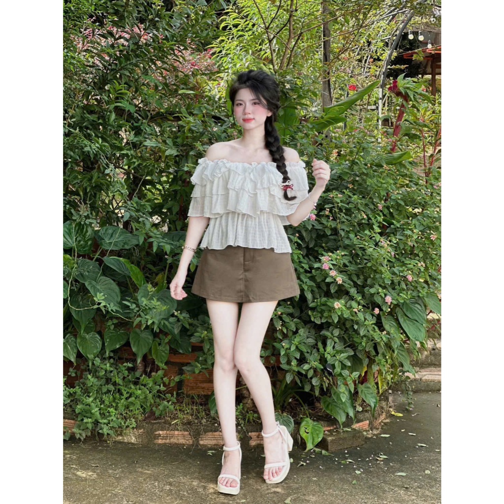 set áo trễ vai tầng bèo cách điệu + chân váy kaki dáng chữ a sang trọng đi chơi, dạo phố