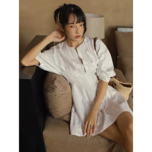 𝗛𝗲𝗹𝗲𝗻 Đầm linen 2 lớp chiết eo tay phồng cổ V+DÂY nơ