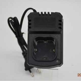 Sạc cốc cho các pin 16,8v lion tiện lợi