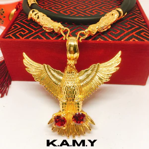 Mặt Dây Chuyền Đại Bàng Đính Đá Đỏ Mạ Vàng 18K May Mắn – Trang Sức Phong Thủy K.A.M.Y