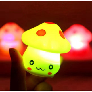 Đèn Led để bàn hình nấm nhiều màu sắc, đèn led chạy pin, đèn ngủ mini đa năng, đèn decor bàn học, trang trí nhà cửa
