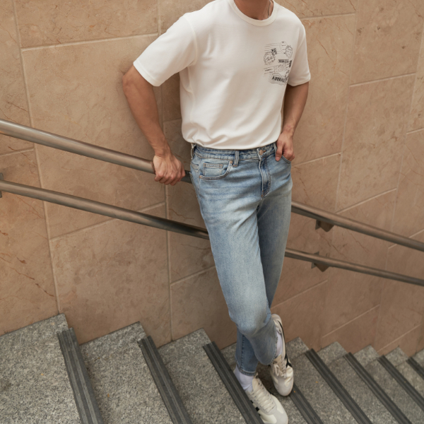 Quần Jean Nam Dáng Tapered Chất Liệu Cotton Co Giãn Thoải Mái NINOMAXX 2407001