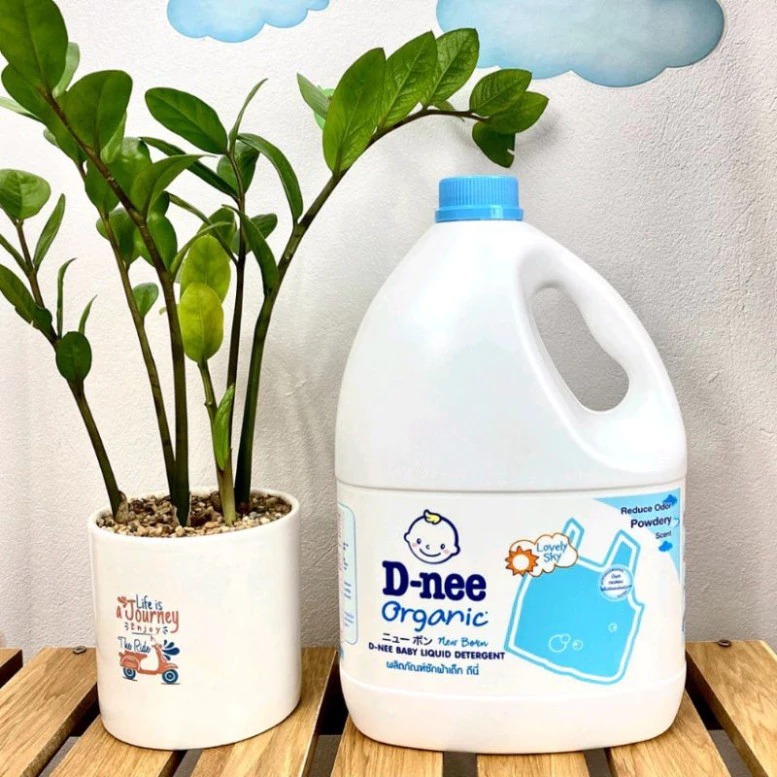 Nước giặt xả quần áo trẻ em Dnee 3000ml chính hãng nhập khẩu Thái Lan