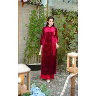 Áo dài Nhung với họa tiết in hình nhẹ nhàng trong từng đương nét.Dịu dàng trong từng bước đi