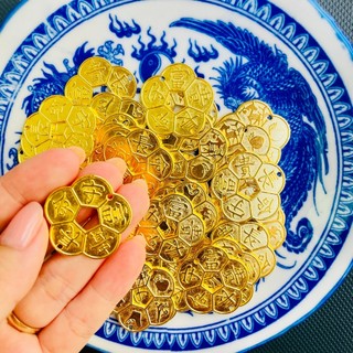 BÁN SỈ 20 30 Đồng Xu Mai Hoa Mạ Vàng phong thủy may mắn chiêu tài, Size 3cm