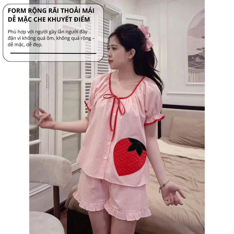 Set đồ ngủ nữ kẻ sọc hồng hình dâu tây tay ngắn viền đỏ dễ thương, bộ pijama nữ mặc nhà cute chất liệu mềm HCOM25159