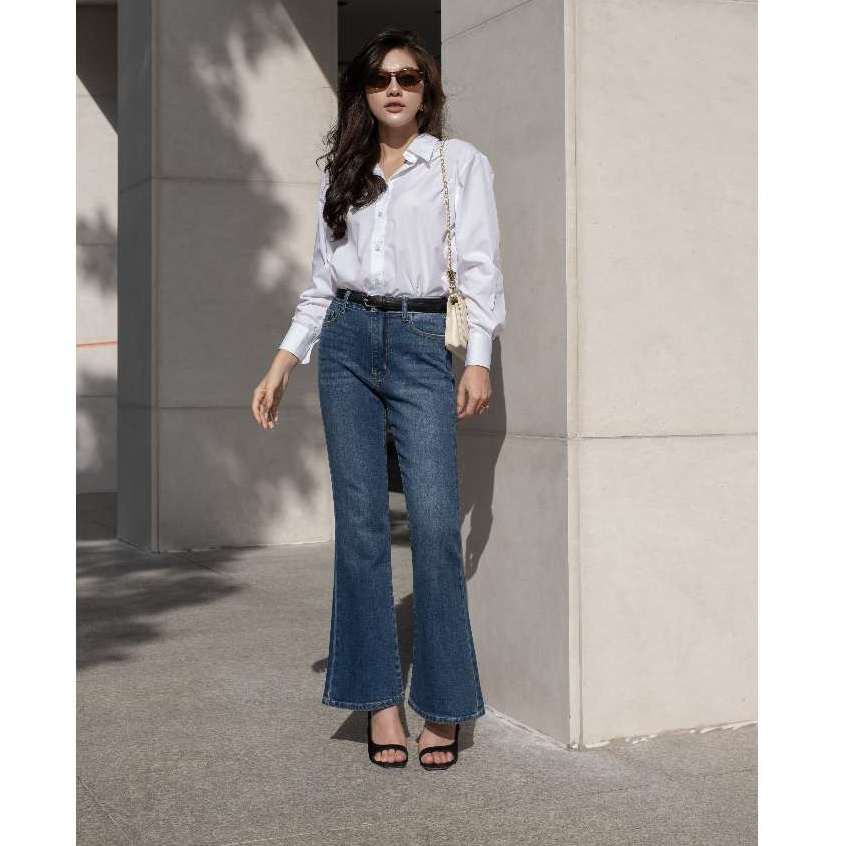 HASHTAGEM - Quần Jean Loe CFJ.5 Flare Jeans Classic Blue Ống Loe Vừa, Co Giãn Nhẹ, Xanh Đậm Wash Đùi