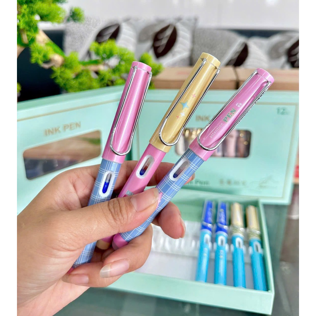 HỘP QUÀ 12 CÂY BÚT MÁY MỰC XANH XOÁ ĐƯỢC