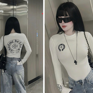 Áo Thun Zip Nữ Dáng Ôm Body In Hình New Cá Tính