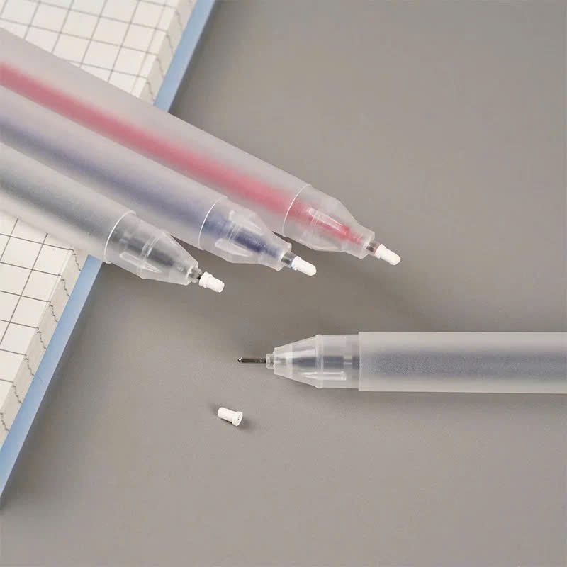 50 Bút Bi G01 dành cho hssv hay văn phòng viết êm trơn mực ra đều đặn, có đủ 3 màu cơ bản xanh, đen, đỏ.