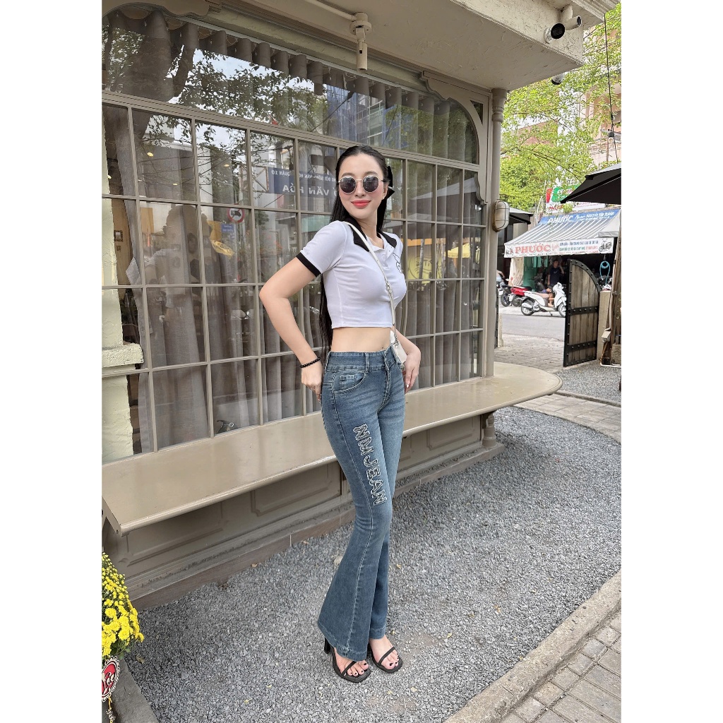 Quần Jeans Nữ, Quần Bò Nữ Ống Loe Dài Lưng Cao Thêu Đắp Chữ Đính Đá Vải Jeans Mềm Mịn Co Giãn 4 Chiều