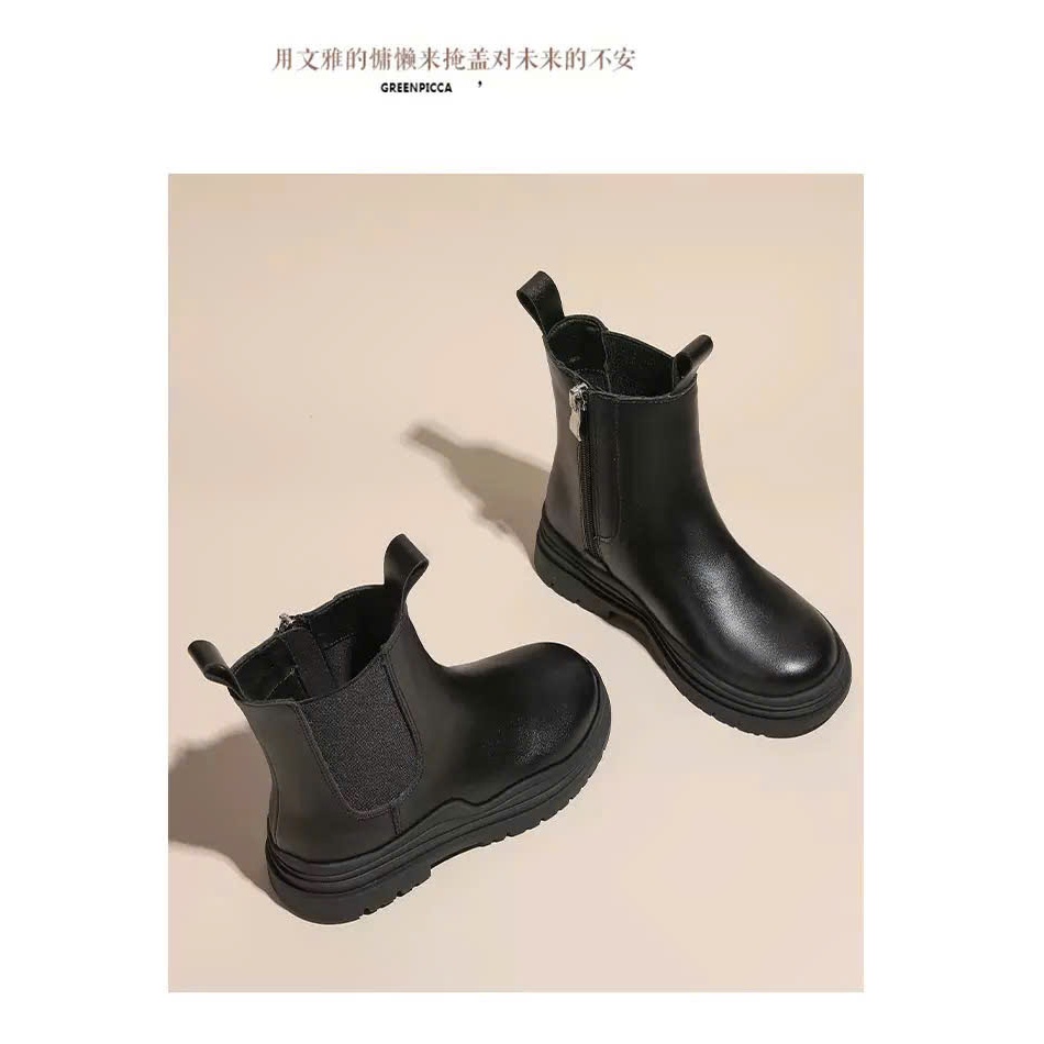 bốt cho bé cổ cao da bóng có khóa kéo mẫu mới màu đen chống trượt êm chân QCCC có hộp cho bé từ 3 tuổi size đại BO878
